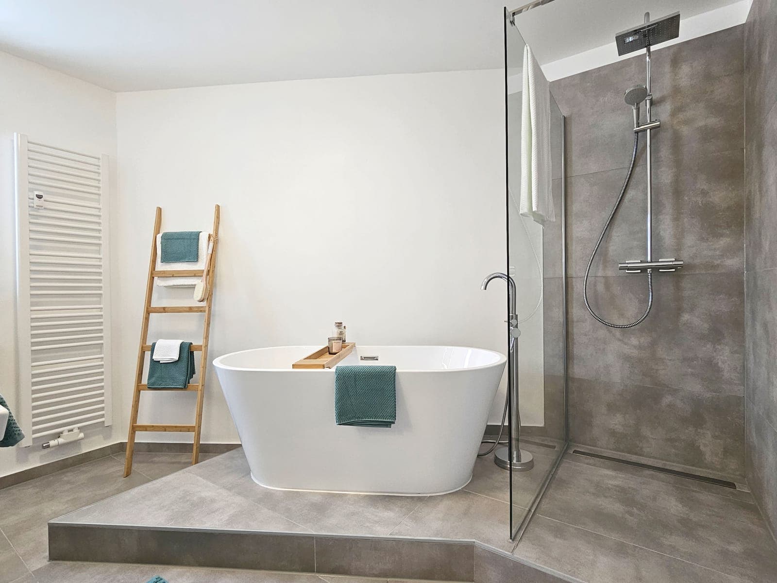 Badezimmer – Homestaging 3-Zimmer-Wohnung, Amberg