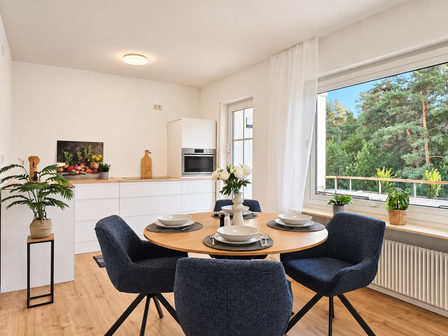 Essbereich & Küche – Homestaging 3-Zimmer-Wohnung, Sulzbach-Rosenberg